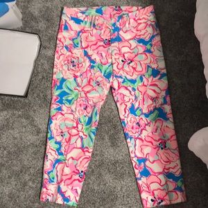 Lilly Pulitzer crop pants.